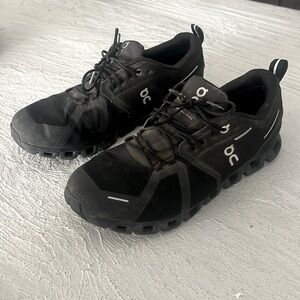 On Cloud Tennis Shoes